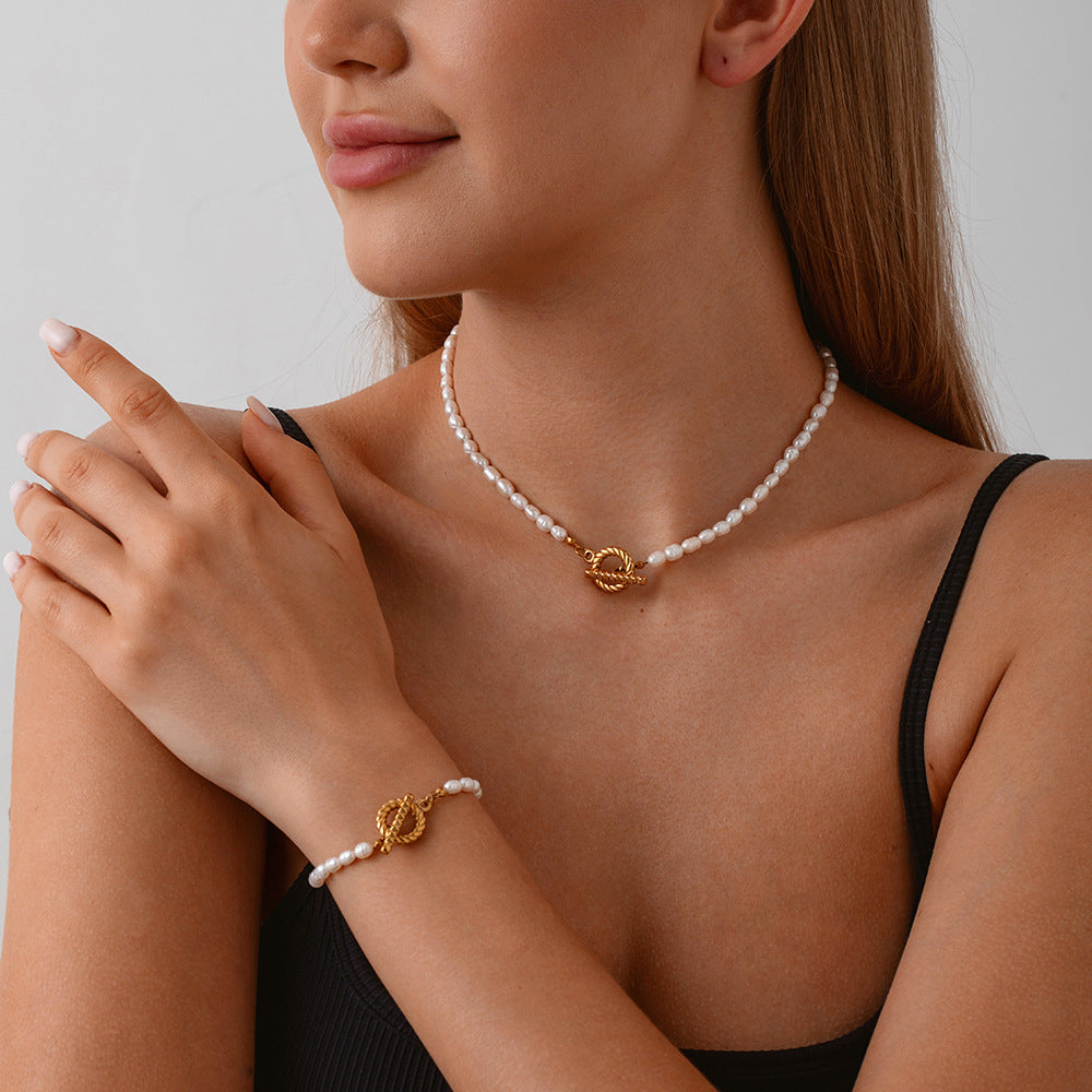 Pearl Geometry Clavicle Necklace