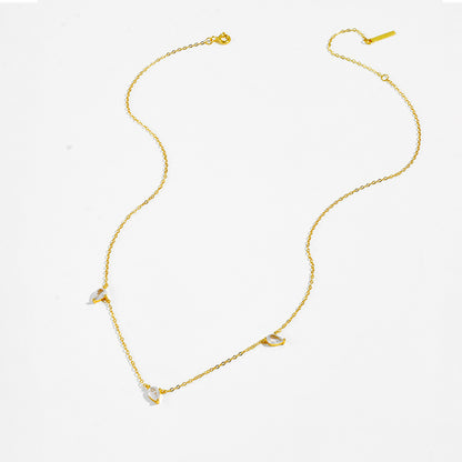 Lunéra Drop Necklace